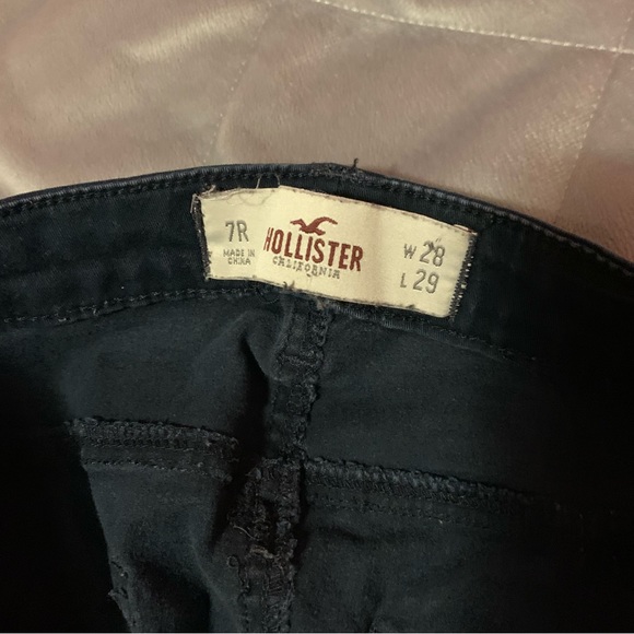 Hollister Jeans - Picture 3 of 3